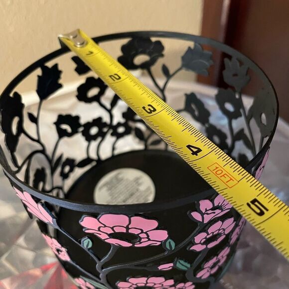 Bath & Body Works Black Metal Pink Poppy Flower Marble Base Candle Holder - Picture 11 of 14